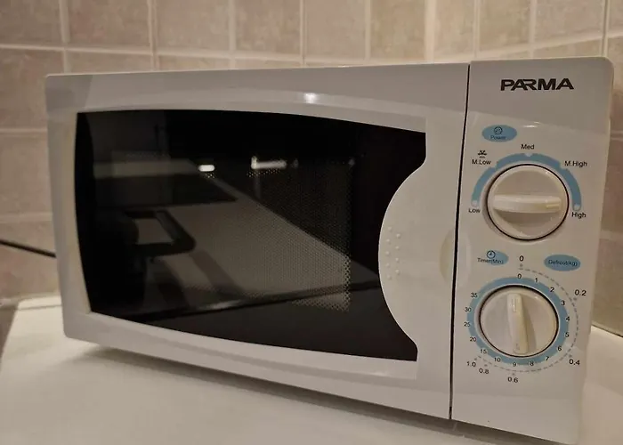 Seaside View 1-bedroom Apartment!