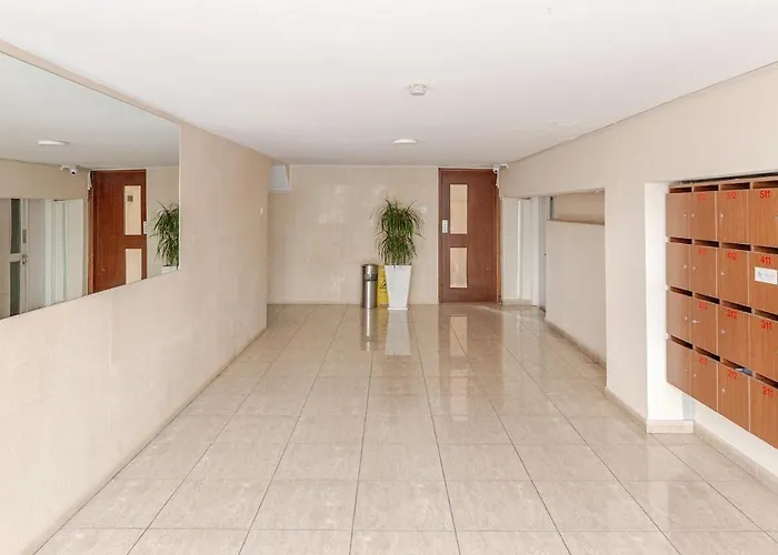 Апартаменты Seaside View 1-bedroom Apartment! *