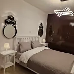 Seaside View 1-bedroom Apartment! شقة لارنكا