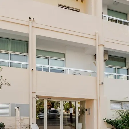 Seaside View 1-bedroom Apartment! Appartamento *