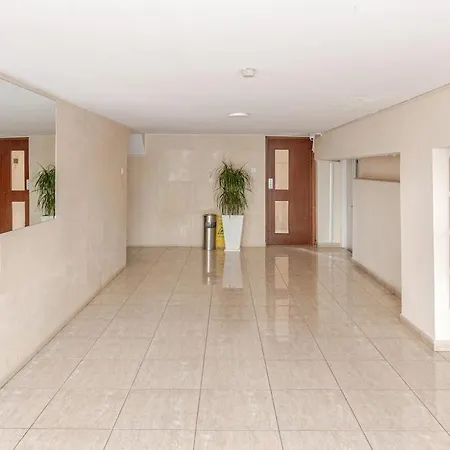 דירה Seaside View 1-bedroom Apartment! *