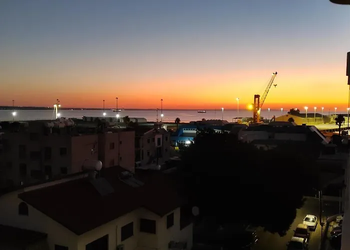 Appartamento Seaside View 1-bedroom Apartment! Larnaca