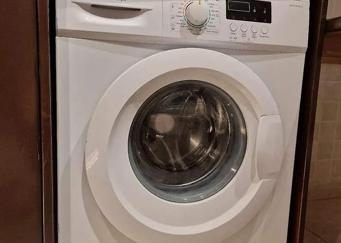 Seaside View 1-bedroom Apartment!